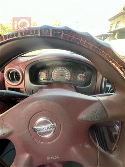 Nissan Pickup